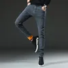 Jeans pour hommes hiver chaud pantalon polaire doublé Stretch épais velours grande taille 38 affaires décontracté hommes 230720