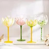 ワイングラスクリエイティブ手描きの花レッドカップ色のクリスタルガラスゴブレット中世のホームバーセットパーティーウェディングギフト