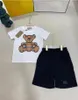 Söta sommarpojkar märke kläder sätter tecknad björn barn kort ärm t-shirts+shorts 2st.