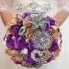 Bouquet da sposa in raso oro viola Bouquet da sposa Fiore di simulazione Forniture per matrimoni Fiore artificiale Cristallo Dolce 15 Quinceanera Bouquet342x