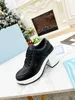 Zapatos casuales de diseñador Plataforma de zapatillas de deporte de gran tamaño para hombre Mujeres Blanco Negro Cuero Gamuza Terciopelo Pisos con cordones Chaussures de Alpargatas 1207