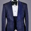 Mäns kostymer Navy Blue Floral Jacquard Groom Tuxedo för Wedding Slim Fit 3 -stycken Män passar jacka Midja med svarta byxor Man mode 2023