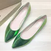 Klänningskor Lady Simple Simple Shiny Flats mjuk bekväm slip på baletten Mujer pekade tå körskor Spring söt skor porslin storlek 48 l230721