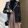 Damen-Leder-Schaffellmantel, Herbst, kurze Tasche, schmale Passform, Schwarz-Weiß-Kontrastfarben, echte Anzugjacke