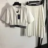 vestido de grife para mulheres menina conjunto de saia simples Nova chegada terno de verão Cintura T-shirt e saia plissada Tamanho S-L Frete grátis Mar29