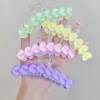 Artigli per capelli a forma di amore per le donne Fermagli per capelli per ragazze Barrettes Clip per coda di cavallo semplice Copricapo elegante Forcine per capelli in acrilico