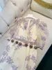 2023 Summer PurpleContrast Color Lace Dress Kort ärm V-hals paljetter Knäslängd Casual klänningar A3Q122218