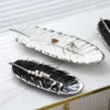 Plates Creative Feather Leafed Smycken Platta Dish Dish Decorative Servering Tray Cake Dessert Table Boy White Black Room Ring Organizer