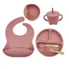 Tasses Vaisselle Ustensiles Vaisselle pour enfants Ensemble de vaisselle en silicone pour bébé 68 pièces Ventouses Fourchettes Cuillères Bavoirs Pailles Tasses Fournitures pour mère et bébé 230720