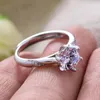 Bröllopsringar Ankomst Elegant Shine CZ Zircon Star Platinum Plated Ladies Ring Jewelry for Women Proposal Present