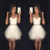 2019 Little White Homecoming Dresses Spaghettiträger mit Perlen Tüll Cocktailkleider Formelle Partykleider Ballkleider für Frauen231 m