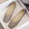 Chaussures habillées Lady Square Toe Gingham Flats Beige Sole Wide Fitting Ballet Slip-Ons 48-33 Noir Gris Classy Retro Camouflage Mocasines Spongy L230721