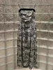 ワークドレス高品質のデザイナー服セット2023秋のカジュアルドレススーツ女性長袖ブラックカーディガンコートヴィンテージプリント