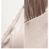 Hela kvinnor full glider Real Silk Sexig Slip Solid V Deep Neck Anti Tömda vadderade BH-glidningar Nya underkläder Bekväm sömn DRE223R