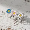 Pierścionki ślubne 3PC/Zestaw niebieski różowy biały stokrotka regulowana pierścionek otwierający dla kobiet proste kwiat dziewcząt Siostra Przyjaciele biżuterii