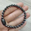 Natural Mineral Stone Rough Black Tourmaline Healing Stone Bead Facettered Hematite Bead Energy Armband för Man Women273q