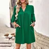 Robes décontractées bureau dame pour les femmes 2023 solide épissage trois quarts une étape robe été élégant ample col en V femme Mini