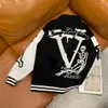 FW23 Erkek Tasarımcı Deri Beyzbol Ceket Moda Varsity Bomber Ceketler Günlük krem ​​Beyaz Tavşan Varsity Letterman Kolej Ceket Erkekleri Dış Giyim Kaplama Boyutu M-2XL