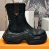 Archlight 2 0 Plattform Ankel Boot 1Abht9 Svart kalvläder Bak Zip Subs -gummi yttersula Autumn Winter New Round Head Forward Style Womens Designer Boots