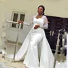 Białe satynowe suknie ślubne 2021 Arabski Aso ebi koronki długie sleevs syrena ślubna suknie ślubne Overskirt