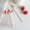 Verres à vin Ins mignon fraise lait tasse fille coeur verre imprimé paille japonais Simple eau haute bore résistant à la chaleur tasse à café