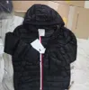 Mens Classic Down Coats Winter Puffer Jackets toppkvalitet Designer Parka Casual Coat Ytterkläder Varma fjäderjacka Kläder svart