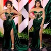 Vestidos de festa de formatura africanos verde esmeralda sexy fenda querida árabe aso ebi veludo plus size ocasião noite vestido wear2401
