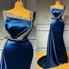 Bleu Royal Satin Sirène Robes De Soirée Formelles Pour Les Femmes Cristal Perlé Plus La Taille Robes De Soirée De Bal Robe De Marriage248r