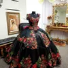 Vintage Black Embroidery Quinceanera Dresses 2021 Mexican Ball Gown Appliques Lace Prom Dress Corset Vestidos De 15 Anos Formal Wo2752