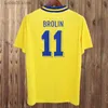 Fani TOPS TEES 1994 Szwecja Larsson Mens Mens piłka nożna drużyna narodowa Retro Dahlin Brolin Ingesson Home Yellow Away Białe koszule dla dorosłych mundury T230720