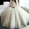2021 Muzułmańska suknia ślubna z długim rękawem Arabskie suknie ślubne Zobacz przez tył Dubaj Luksusowe kryształowe kwiaty kulowe 293i