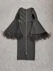 Robes décontractées usine en gros femmes noir à manches longues plume mode longueur moyenne Boutique célébrité Cocktail robe de pansement