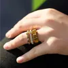 2021 Luxus Herrenschmuck Liebesring Designs Unisex Edelstahl drei Kreise römische Ziffern weiße Diamantringe Damen Rose gol280U