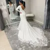 2022 Country Ivory Mermaid Wedding Dresses Bridal Gowns 레이스 섹시한 등이없는 기차 Deep V Long Sleeve Satin Garden Bride C264d