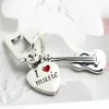 S925 Sterling Silver I Love Music Guitar Dangle Charm Bead avec émail rouge Convient aux bijoux européens Pandora Bracelets Colliers Pen212D