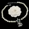 2023 Modna nowa naszyjnik CC luksus kryształowy naszyjnik europejski klasyczny naturalny naszyjnik perłowy do biżuterii ślubnej damskiej