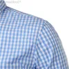 Męskie koszule małe kratę guziki na guziki Mężczyźni 2023 Lato nowy długi rękaw Slim Fit Sukienki Skuty Dasualne kontrole Gingham Chemise Homme L230721