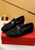 2023 Herrklänningskor Fashion Driving Shoes Slip On Wedding Groom Party Flats Man Mannen Business Loafers Storlek 38-45