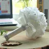 Weißer Brauthochzeitsstrauß Bunte Hochzeitsaccessoires Dekoration Künstliche Brautjungfernblume Perlen Perlen Braut hält Flowe282Q