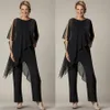 Abiti economici a due pezzi Pantaloni per la madre della sposa Gioiello Mezza manica Plus Size Abiti da sera in chiffon nero Beach Wedding Party271S