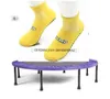 Calzini da trampolino per bambini con fondo antiscivolo in silicone alla moda Calzini da salto per yoga per la prima educazione Calzini da pavimento per la casa Calzini sportivi unisex per adulti