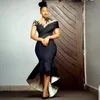 2022 Eleganckie krótkie sukienki na studniówek dla Afriacn Kobiety poza ramionami Koronkowe aplikacje herbaty szaty de koktajl niestandardowy plus size formalny 263H