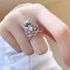 Cluster Rings 2023 Pear Shaped Water Drop Personalized Crown 8 12 Diamond Ring For Women's Fashion Alien