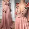2023 Blush Rose Perles Robe De Soirée De Bal Avec Manches Longues Col En V 3D Fleurs Appliques Glitter Tulle A-ligne Robes De Soirée Ar202f