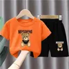 Tracksuit Summer Kids Clothes 2023 Cartoon zweiteiliger Buchstaben kurzes T-Shirt und Shorts Sets für Jungen und Mädchen Baby Kinder 181 S s