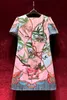 2023 Summer Pink Floral Print Beaddress Short Sleeve Round Neck Sequin Knäslängd Casual Dresses A3Q122304