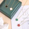 2023 18 тыс. Золото ожерелья роскошные дизайнерские ожерелье Цветы с четырьмя листьями модное подвесное ожерелье Свадебное ожерелье