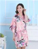 Kvinnors sömnkläder Silk Satin Wedding Bride Bridesmaid Robe Peacock Bathrobe Short Kimono Night Bath Fashion Dressing Gown for Women