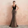 2021 Trąbka głęboka sukienka wieczorowa w szyku w stylu V Black Sequins szampana sukienki na bal mat