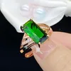 Anelli a grappolo Elegante cristallo verde Smeraldo Pietre preziose Diamanti per le donne Gioielli in oro rosa 18 carati riempiti Bague Regali accessori alla moda